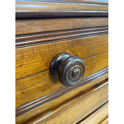 162 - Victorian sideboard with two drawers above and cupboard under with two adjustable internal shelves, ... 