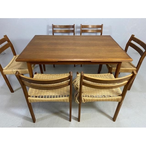 191 - Mid Century Teak extending dining table with six mid century dining chairs (A/F) table 133cm long wi... 