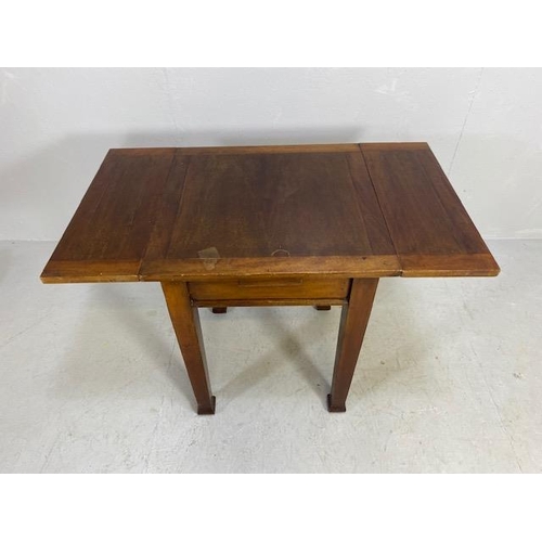 200 - Antique furniture, two draw leaf mahogany work table approximately 60 x 60cm (106cm extended)