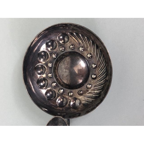 23 - CARDEILHAC, FRANCE a sterling silver taste de vin with repousse decoration approx 8cm in diameter