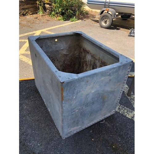 278 - Galvanised water tank, ideal garden planter approx 57cm tall