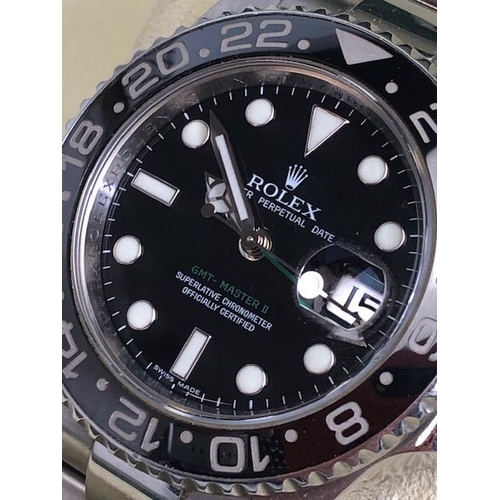 40 - Rolex GMT - Master II: Purchased in 2008 this Rolex GMT II wristwatch (watch) Model Oyster Perpetual... 