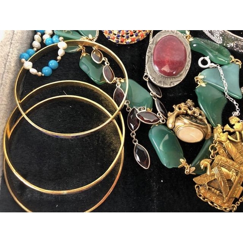 41 - Collection of Costume Jewellery to include Necklaces, bangles, bracelets etc