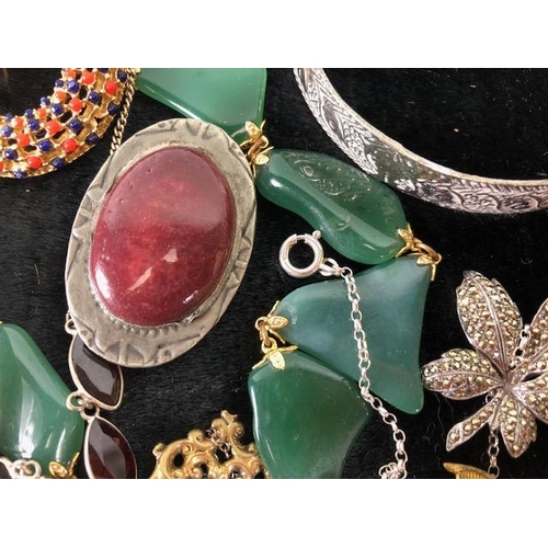 41 - Collection of Costume Jewellery to include Necklaces, bangles, bracelets etc