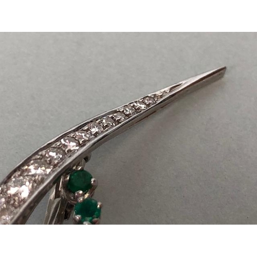 46 - 18ct White Gold twist Spray Brooch set with round brilliant cut diamonds and round cut Emeralds (pro... 