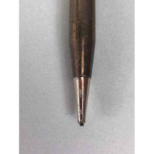 78 - Silver hallmarked propelling pencil, the case with fine checkering design approximately 24.3g