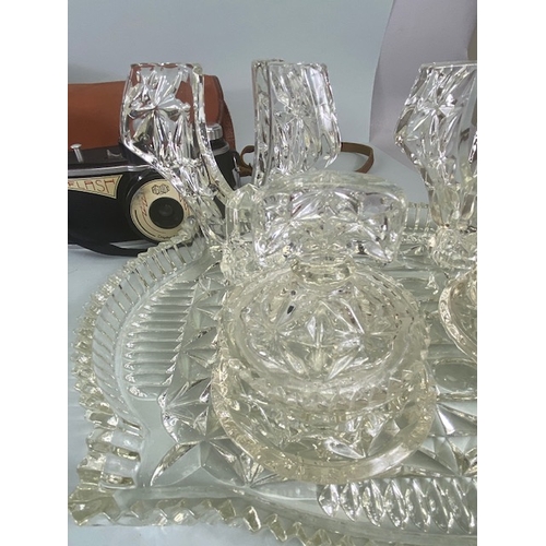 89 - Good collection of vintage / antique items to include glass dressing table set, a hallmarked pair of... 