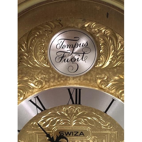 100 - A Tempus Fugit Gold coloured mantle clock, model Swiza