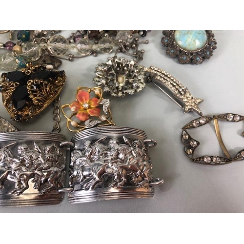 103 - Costume jewellery, collection of Antique and vintage items to include brooches , chains, bangles pen... 