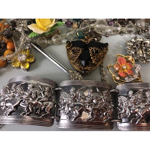 103 - Costume jewellery, collection of Antique and vintage items to include brooches , chains, bangles pen... 