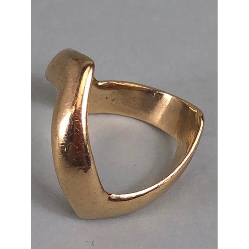 13 - 10k Gold wishbone ring size H approx 4.4g