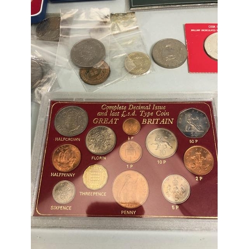 132 - Collection of British proof coins, to include, Silver cased  £1.00 coins, silver jubilee cased coins... 