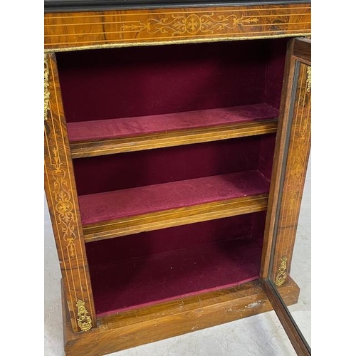 170 - Antique Pier display cabinet with decorative inlay and gilt ormolu mounts, two velvet lined shelves ... 