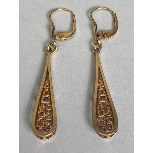 65 - Pair of 9ct gold hallmarked drop earrings with safety wire clasps of 60s cubist design approximately... 