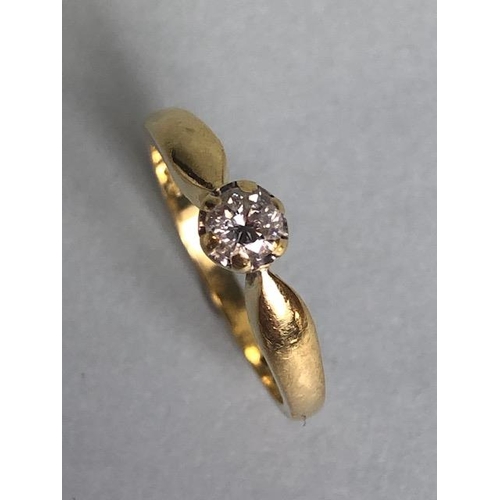 70 - 18ct 750 marked yellow gold solitaire Diamond ring, 0.25pts approximately size M and 3.25g