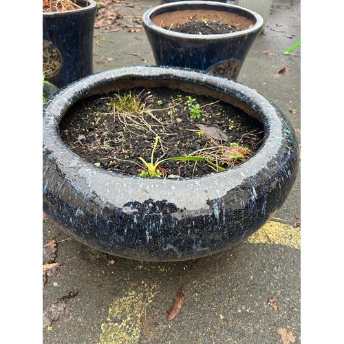 421 - Collection of good sized Ceramic blue glazed garden pots (4)