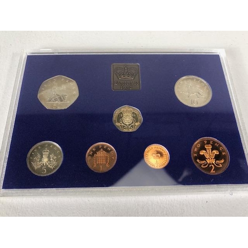 47 - Coins, collection of UK presentation coin sets, with their slip covers, issued by the Royal Mint, Co... 