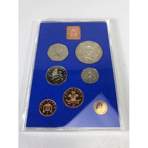 47 - Coins, collection of UK presentation coin sets, with their slip covers, issued by the Royal Mint, Co... 