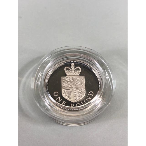 53 - Coins, Group of British Royal Mint silver proof coins, 1993 Silver Proof one pound coin in case with... 