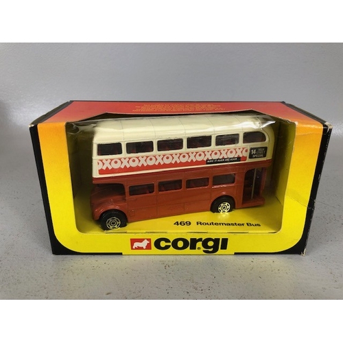 157 - Collectable DI-Cast advertising Vehicles relating to OXO, including Corgi, yester years, Days Gone, ... 