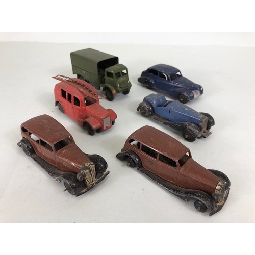 180 - Vintage toys, mid 20th century play worn  Dinky Meccano Die cast  cars inc short fire engine, milita... 