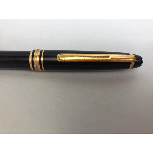 190 - Vintage pens, Montblanc Meisterstuck classique ballpoint pen in black