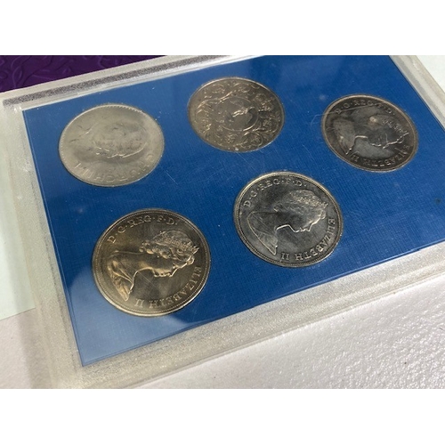 208 - Coin collectors interest, quantity of commemorative coins and medallions,to include, cased set of Hi... 