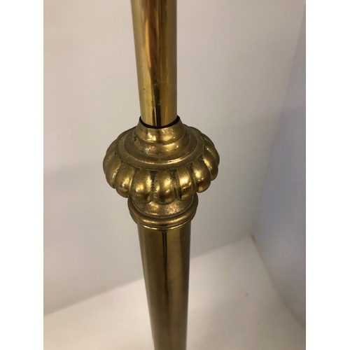 216 - Vintage lighting, brass standard lamp in the style of a Victorian oil lamp, approximately 155cm high