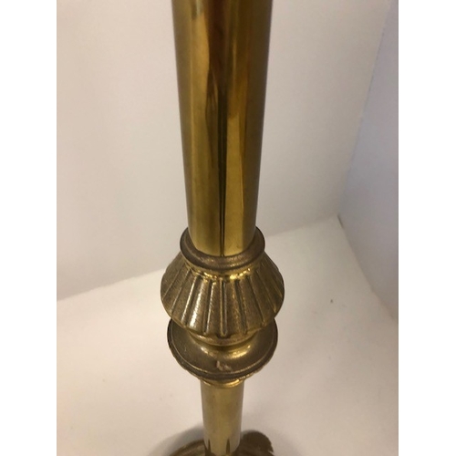 216 - Vintage lighting, brass standard lamp in the style of a Victorian oil lamp, approximately 155cm high