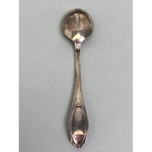 39 - Set of six silver Sheffield hallmarked silver spoons in presentation case (approx 72g) by maker Fran... 