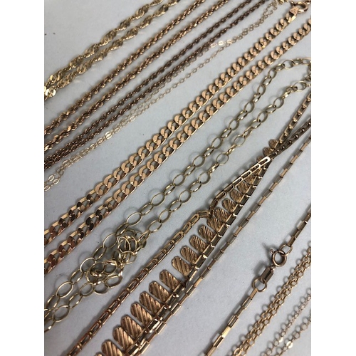 43 - 9ct marked scrap gold, quantity of broken and damaged chains approximately 35.29g