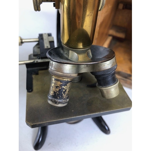 189 - Antique and vintage Microscopes, E Leitz Wetzlar Microscope 138678, in its wooden case, and a Becks ... 