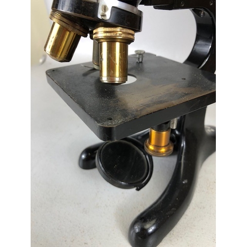 189 - Antique and vintage Microscopes, E Leitz Wetzlar Microscope 138678, in its wooden case, and a Becks ... 