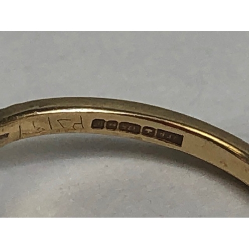39 - 9ct Gold ring A/F (damage to decorative mount) size approx 'O'
