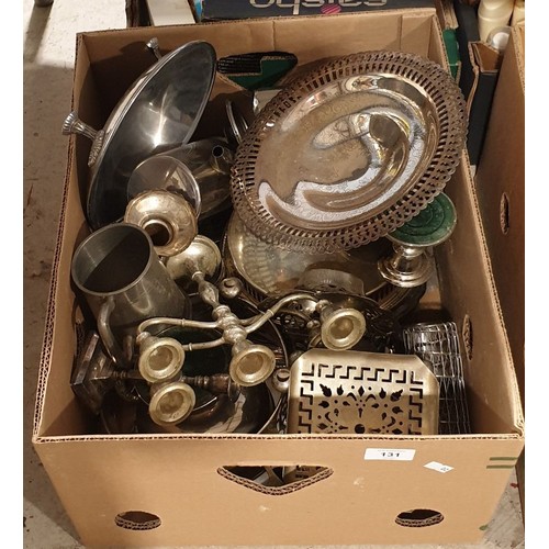 131 - A box of metal ware. No in house shipping, please organise collection or your own shipping.