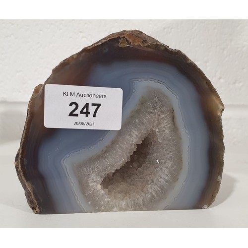 247 - A geode, height 4