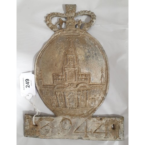 249 - An antique lead fire insurance plaque, height 9.5