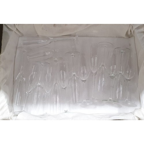 13 - A box of champagne flutes.  No in house shipping. Please arrange your own collection or packing and ... 