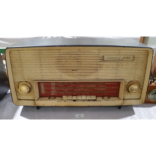 8 - A vintage Murphy 674 valve radio. No in house shipping. Please arrange collection or your own packer... 
