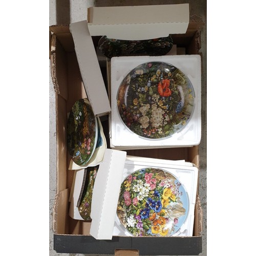 14 - A selection of collector's plates. No in-house shipping. Please arrange collection or your own packe... 