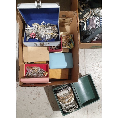 38 - A box of hair slides and tiaras. No in-house shipping. Please arrange collection or your own packer ... 