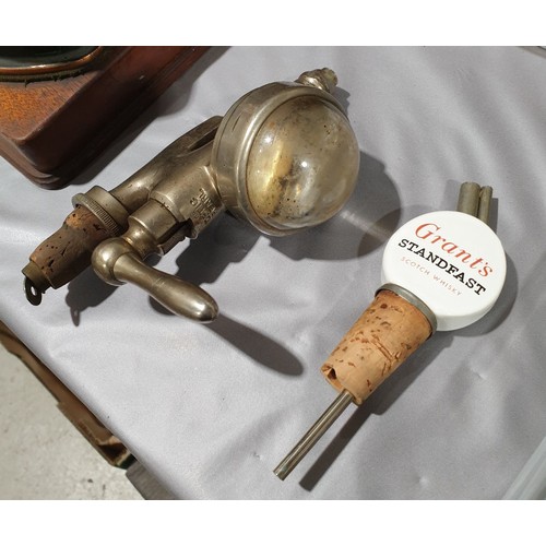 34 - A vintage optic 