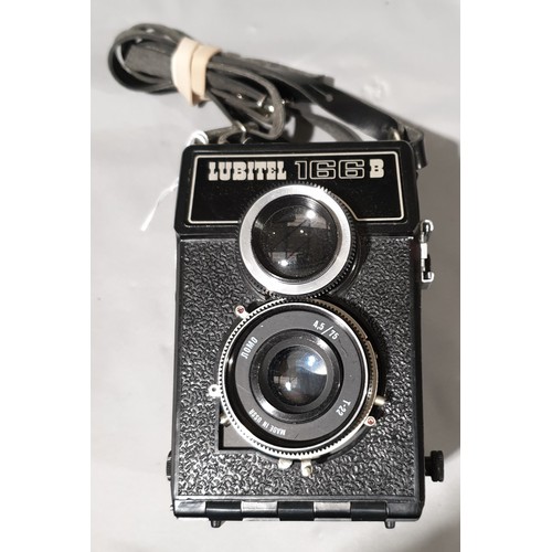 548 - A Lubitel 166B camera.

UK shipping £14.