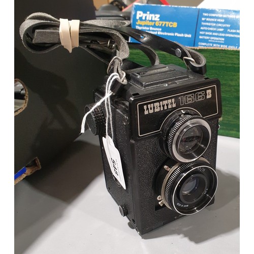 548 - A Lubitel 166B camera.

UK shipping £14.