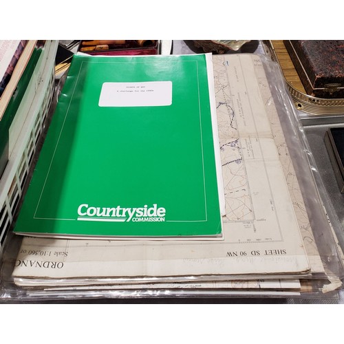 31 - A selection of Ordinance Survey Maps.

UK shipping £14.