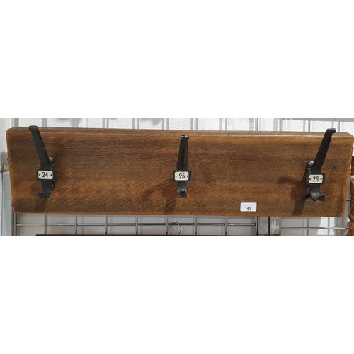 149 - A vintage coat rack, width 31.5