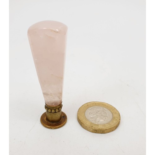 259 - An antique wax seal with a rose quartz handle. UK shipping £14.