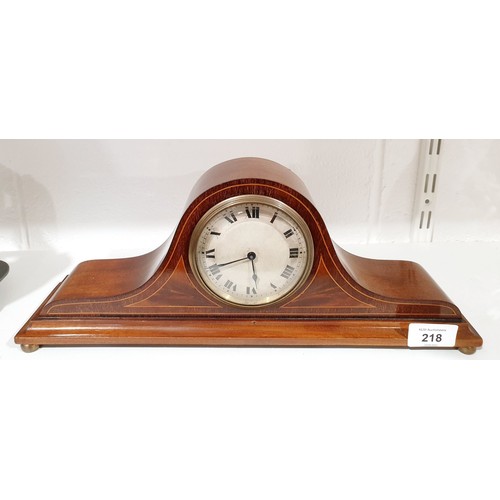 218 - An early 20th century inlaid mahogany mantel clock, length 15