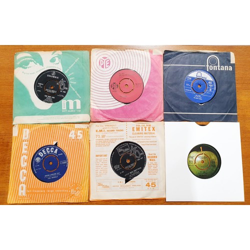 345 - A selection of singles including The Beatles, The Kinks and The Yardbirds. UK shipping £14.