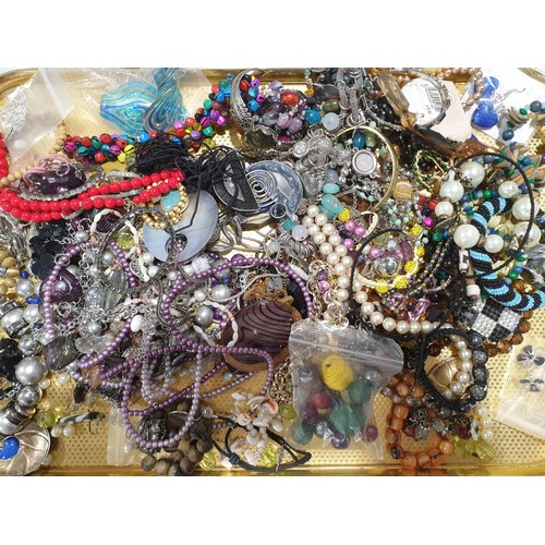 67 - A selection of costume jewellery. UK shipping £14.